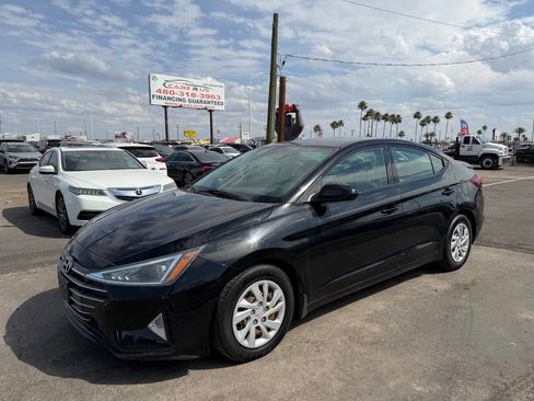 Used 2020 Hyundai Elantra SE w/ Cargo Package (C1) image 3