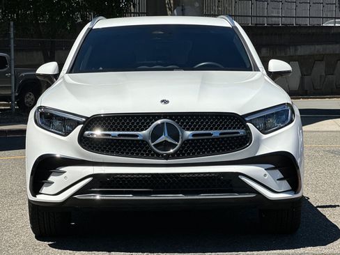 Certified 2025 Mercedes-Benz GLC 350e 4MATIC image 6