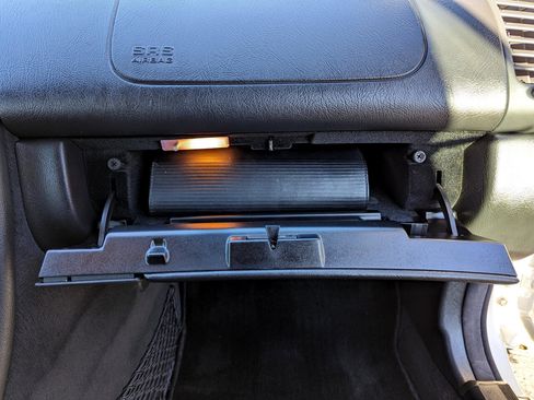 Used 2002 Mercedes-Benz CLK 320 Cabriolet image 34