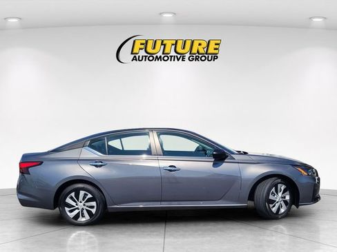 Certified 2025 Nissan Altima 2.5 S FWD image 3
