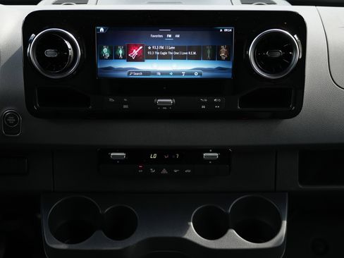 New 2025 Mercedes-Benz Sprinter 2500 image 15