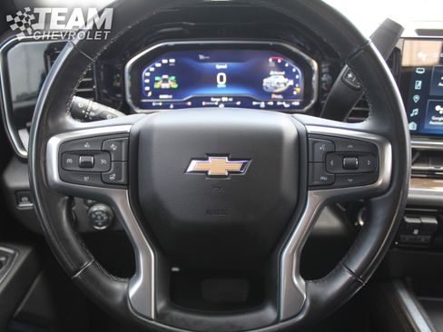 Used 2024 Chevrolet Silverado 3500 LT w/ Convenience Package AWD/4WD image 13