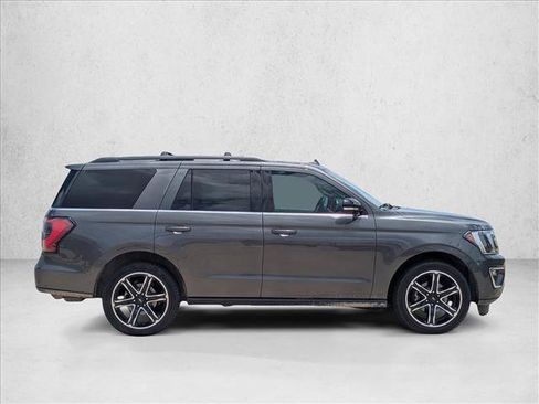 Used 2021 Ford Expedition Limited RWD image 4
