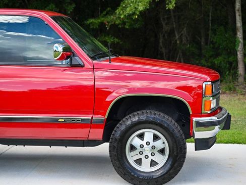 Used 1989 Chevrolet Silverado 1500 4x4 Regular Cab image 9
