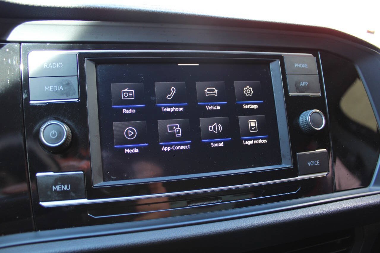 Used 2020 Volkswagen Jetta S w/ Driver Assistance Package FWD image 17