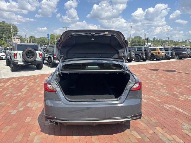 Used 2025 Toyota Camry SE w/ Multimedia Upgrade Package FWD image 29