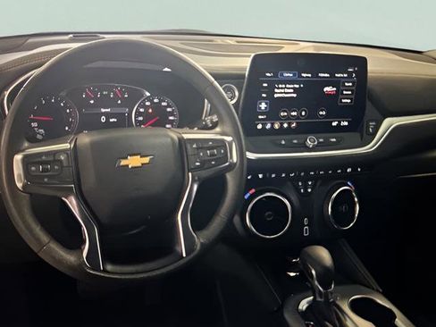 Used 2024 Chevrolet Blazer LT w/ Convenience Package FWD image 6
