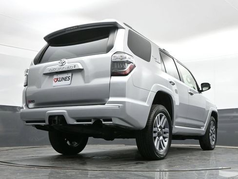 Used 2022 Toyota 4Runner TRD Sport AWD/4WD image 40
