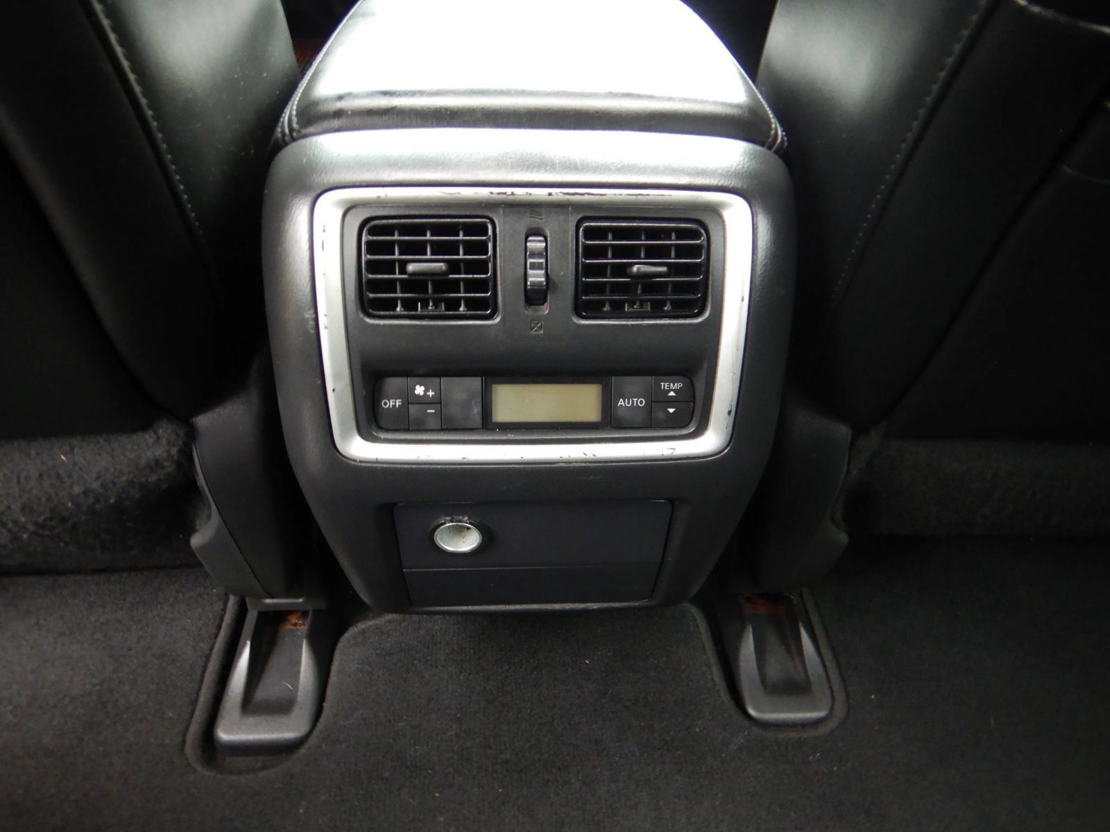 Used 2015 INFINITI QX60 Luxe w/ Premium Plus Package AWD/4WD image 26