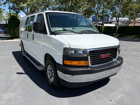Used 2024 GMC Savana 2500 w/ Driver Convenience Package RWD image 5