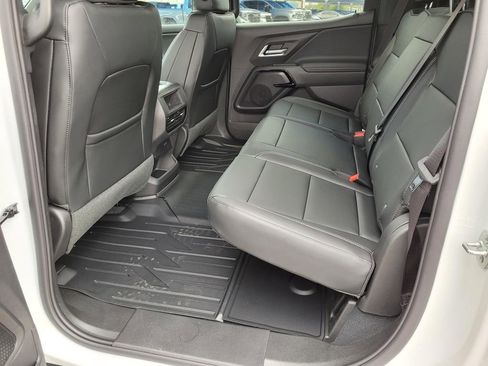 New 2026 Chevrolet Silverado EV LT AWD/4WD image 6