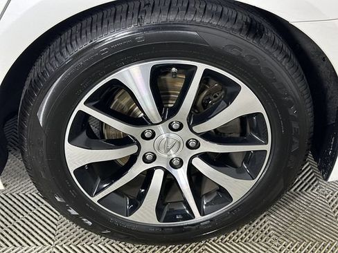 Used 2015 Acura TLX w/ Technology Package FWD image 34