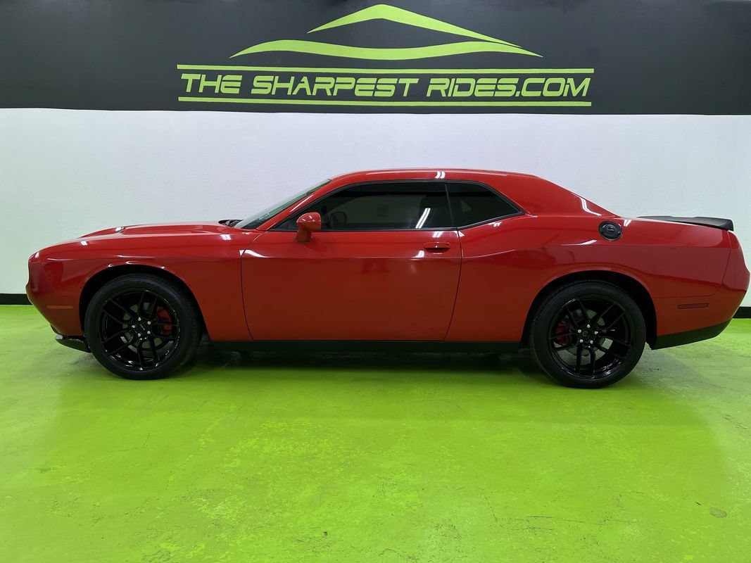 Used 2022 Dodge Challenger SXT w/ Blacktop Package RWD image 6