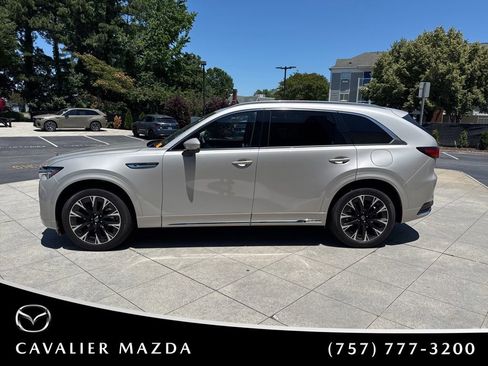 Used 2026 MAZDA CX-90 3.3 Turbo S w/ Premium Plus AWD/4WD image 4