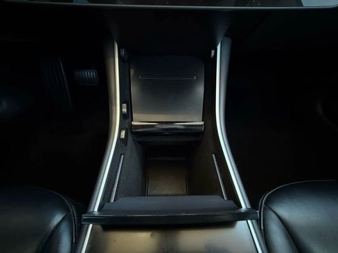 Used 2019 Tesla Model 3 Long Range image 46