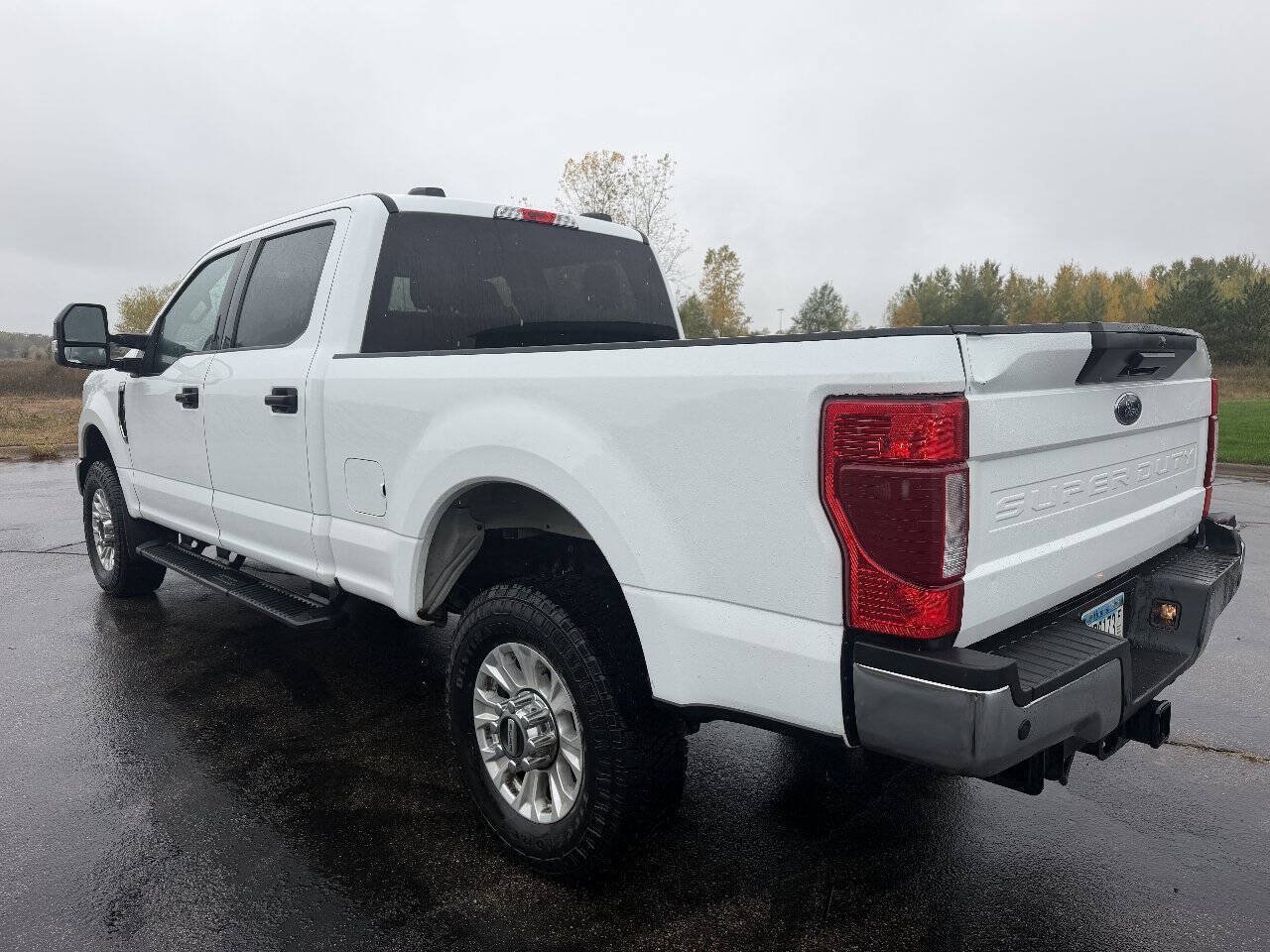 Used 2022 Ford F350 XLT w/ XLT Value Package AWD/4WD image 4