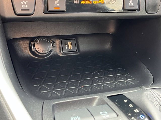 Used 2024 Toyota RAV4 XLE w/ Convenience Package AWD/4WD image 28