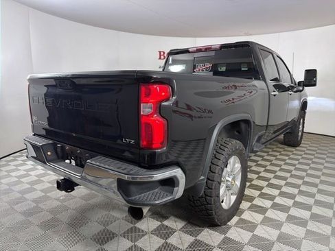 Used 2023 Chevrolet Silverado 2500 LTZ AWD/4WD image 8
