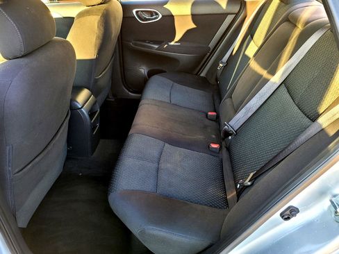 Used 2014 Nissan Sentra SR image 9