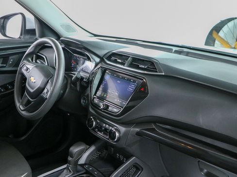 Used 2023 Chevrolet TrailBlazer LT w/ Convenience Package FWD image 25
