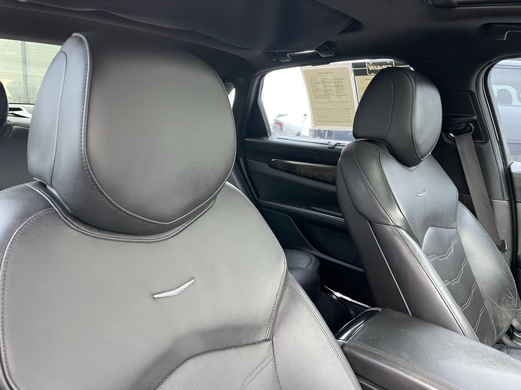 Used 2018 Cadillac CT6 Luxury w/ Active Chassis Package AWD/4WD image 27