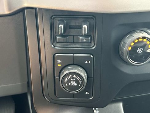 Used 2022 Ford F150 XL w/ Equipment Group 101A High AWD/4WD image 32