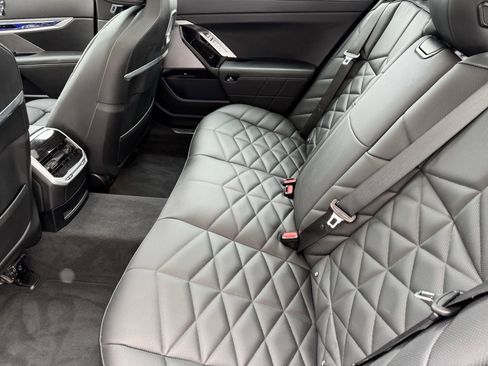 Used 2025 BMW 740i xDrive image 14