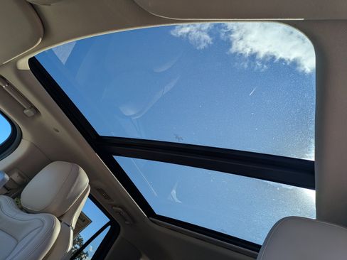 Used 2021 Lincoln Navigator Reserve image 23