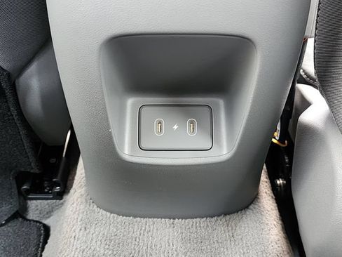 Used 2025 Hyundai Elantra Sport FWD image 16