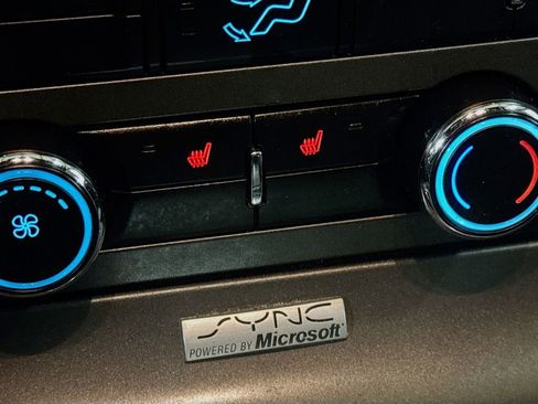 Used 2013 Ford Mustang Premium image 23