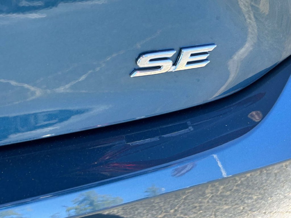 New 2026 Toyota Camry SE FWD image 11