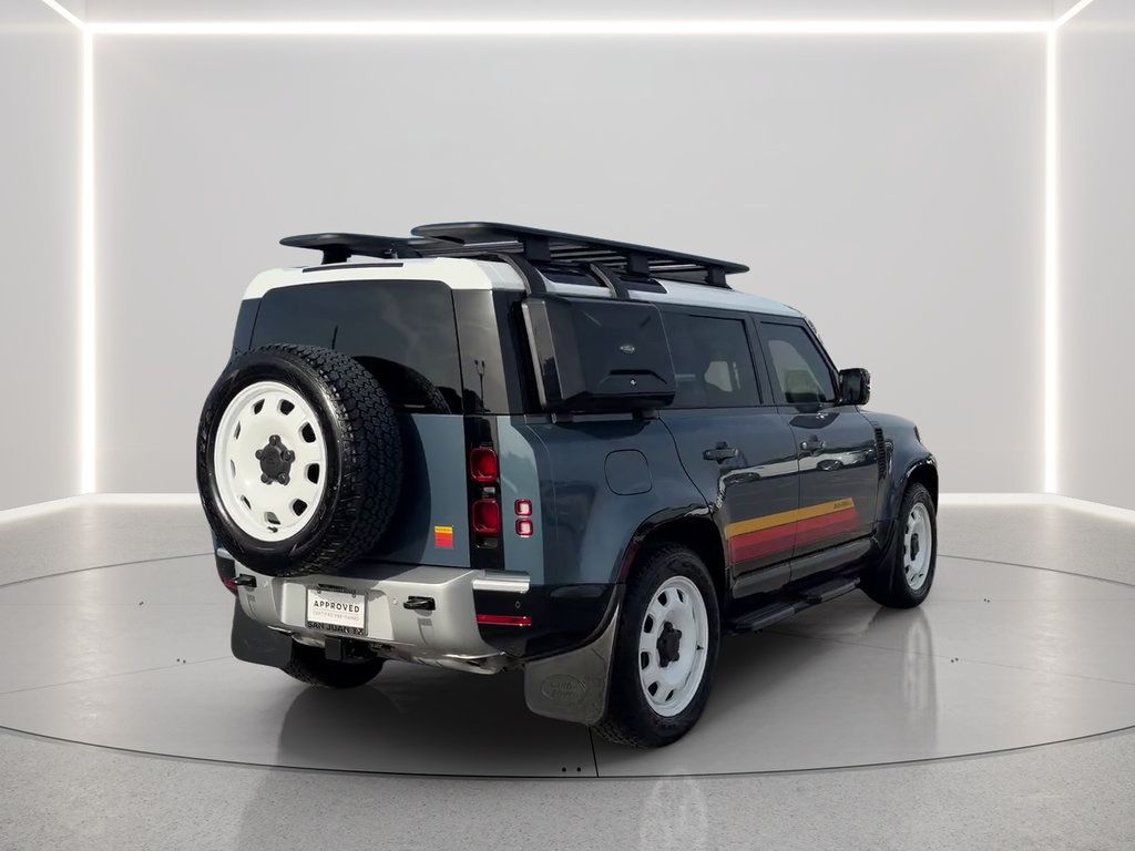 Used 2025 Land Rover Defender 110 S AWD/4WD image 5