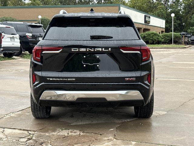 New 2027 GMC Terrain Denali w/ LPO, Black Badging Package AWD/4WD image 4