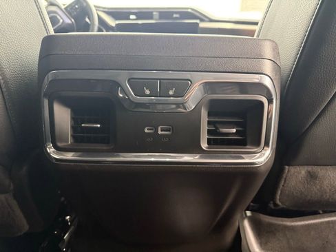 Used 2024 GMC Sierra 1500 Denali image 27