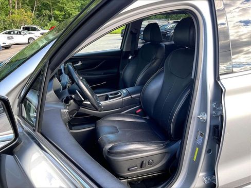 Used 2022 Hyundai Santa Fe SEL w/ Convenience + Premium Package AWD/4WD image 10