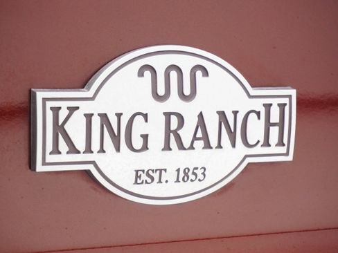 Used 2015 Ford F250 King Ranch w/ FX4 Off-Road Package AWD/4WD image 9