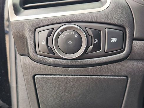 Used 2024 Ford Edge SE w/ Black Appearance Package image 20