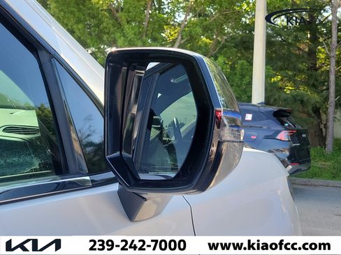 Used 2022 Chevrolet Tahoe Premier RWD image 10