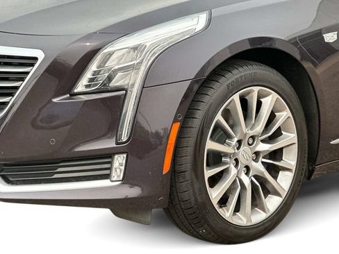 Used 2018 Cadillac CT6 Luxury AWD/4WD image 7