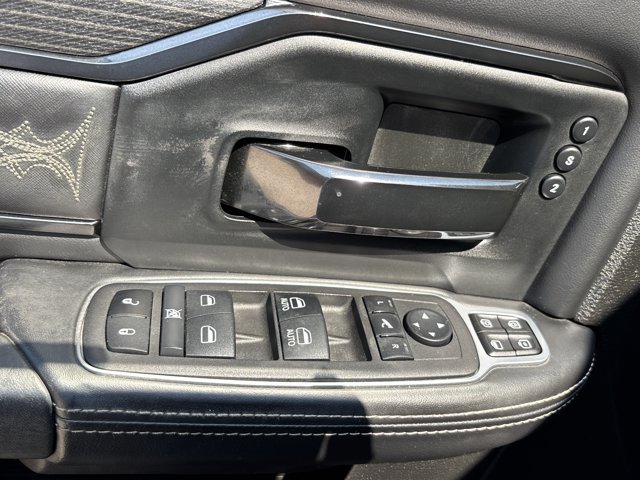 Used 2023 RAM 2500 Limited AWD/4WD image 21