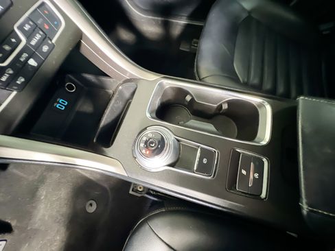 Used 2020 Ford Fusion SEL FWD image 26