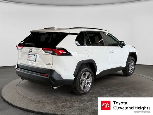 Used 2024 Toyota RAV4 XLE w/ Convenience Package AWD/4WD image 5