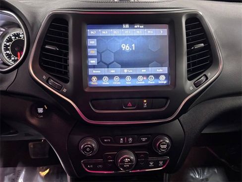 Certified 2022 Jeep Cherokee Latitude Lux image 21