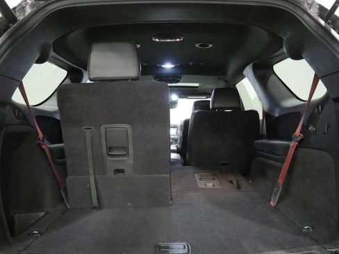 Used 2019 Dodge Durango SRT w/ Technology Group AWD/4WD image 29