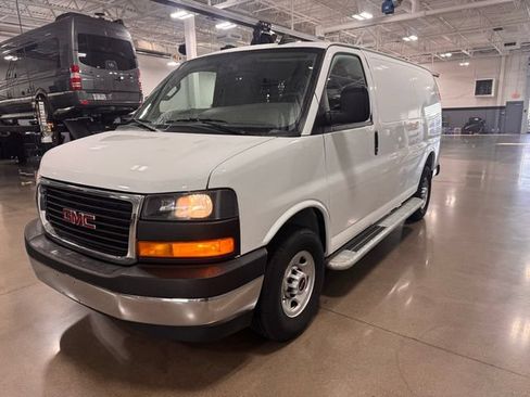 Used 2025 GMC Savana 2500 w/ Driver Convenience Package RWD image 1