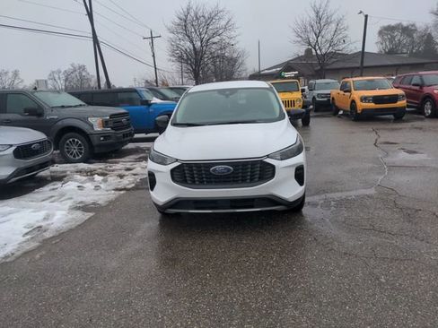 Certified 2023 Ford Escape Active image 8