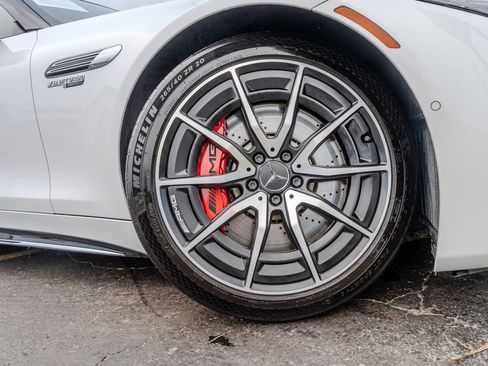 Used 2022 Mercedes-Benz SL 55 AMG 4MATIC image 29