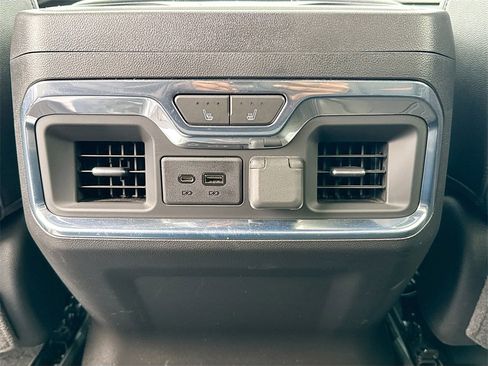 Used 2021 GMC Sierra 2500 AT4 w/ AT4 Premium Plus Package image 26