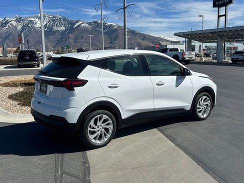 New 2027 Chevrolet Bolt LT w/ Comfort Package FWD image 25