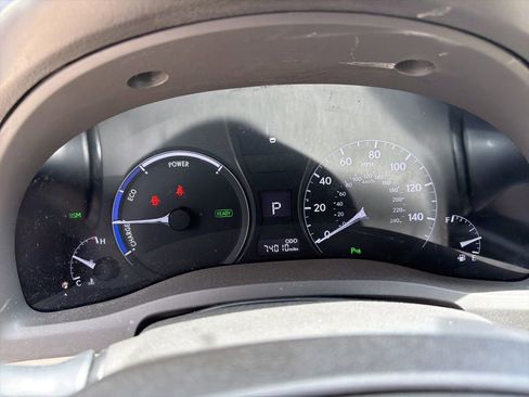 Used 2015 Lexus RX 450h AWD image 4